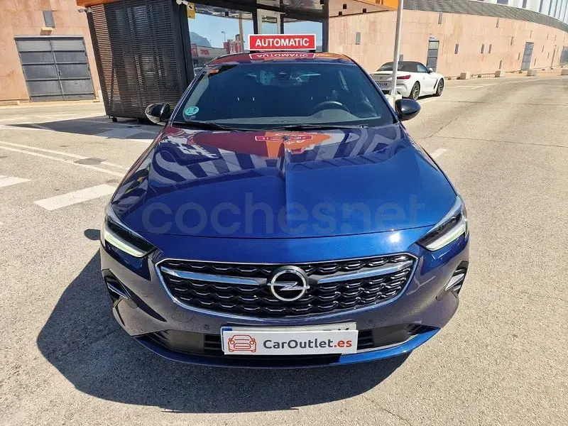 Usado Opel Insignia GS Line 200 CV (147 kW) 2021 Azul Berlina