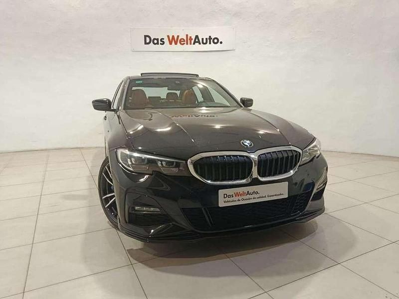 Negro Usado 2019 BMW 320 Comfort Edition Berlina | 31.900 € (Precio justo) - Imagen 1/4
