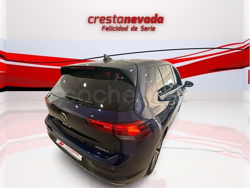Usado VW Golf VIII 204 CV (150 kW) 2023 Azul Berlina