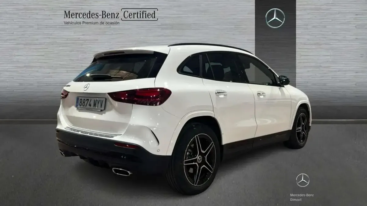 Usado Mercedes GLA200 150 CV (110 kW) 2025 Blanco SUV