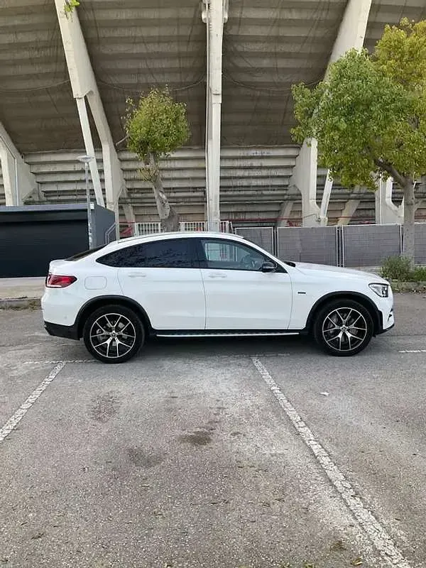 Usado Mercedes GLC350 320 CV (235 kW) 2021 Blanco SUV
