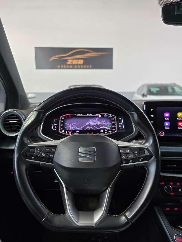 Usado Seat Arona FR 110 CV (80 kW) 2022 Blanco SUV