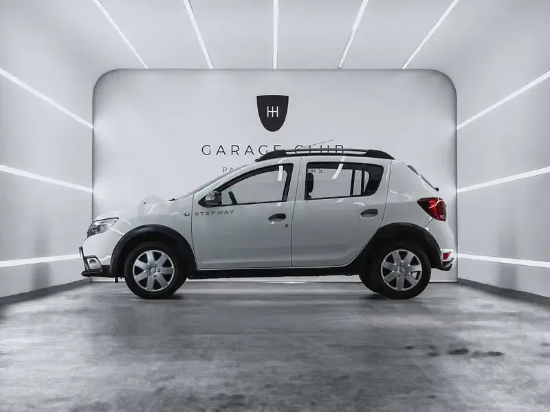 Usado Dacia Sandero Essentiel 90 CV (66 kW) 2019 Blanco Berlina