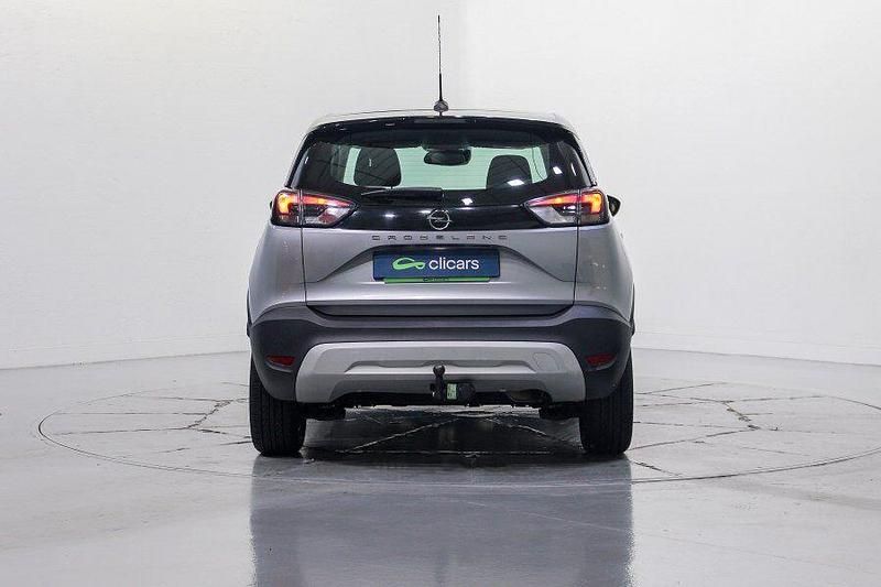 Usado Opel Crossland X GS Line 110 CV (80 kW) 2021 Gris / plata SUV