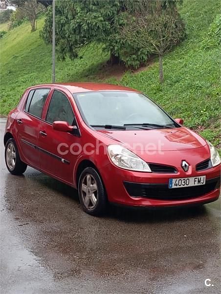 Rojo Usado 2007 Renault Clio II Rip Curl Berlina | 2500 € (Precio justo) - Imagen 1/4