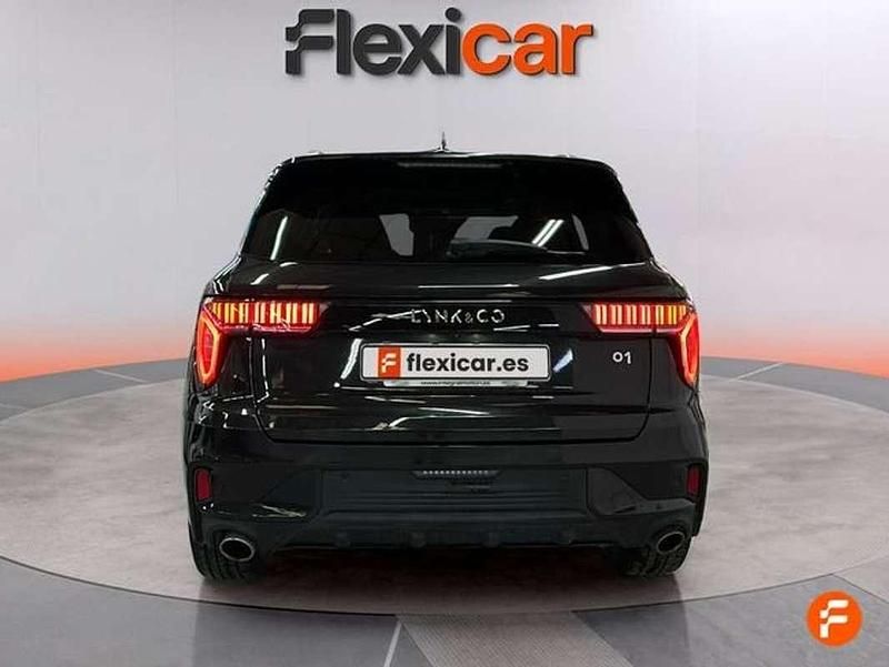 Usado Lynk & Co 01 261 CV (191 kW) 2022 Negro SUV