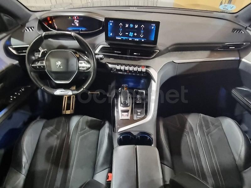 Usado Peugeot 5008 GT 131 CV (96 kW) 2021 Gris / plata SUV