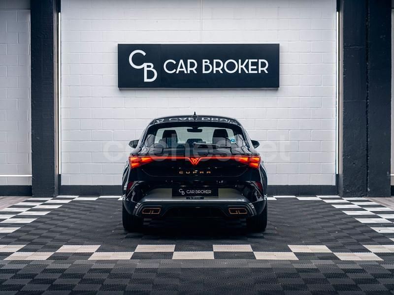 Usado Cupra Leon 204 CV (150 kW) 2025 Negro Berlina