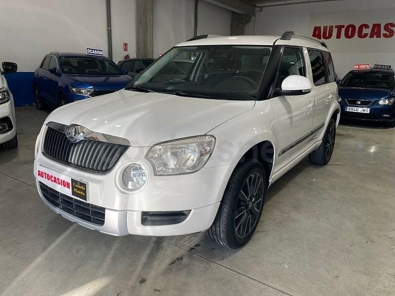 Usado Skoda Yeti Ambition 105 CV (77 kW) 2013 Blanco SUV