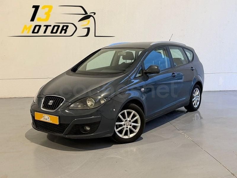 Usado Seat Altea XL Style 125 CV (91 kW) 2009 Gris / plata Monovolumen
