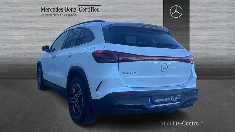 Usado Mercedes EQA250 AMG line 139 kW (190 CV) 2023 Blanco polar  pintura unicolor SUV