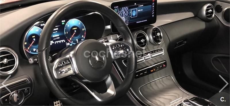 Usado Mercedes C200 160 CV (117 kW) 2020 Granate Berlina