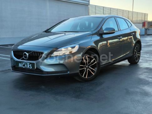 Gris / plata Usado 2019 Volvo V40 Momentum Familiar | 13.900 € (Super precio) - Imagen 1/4