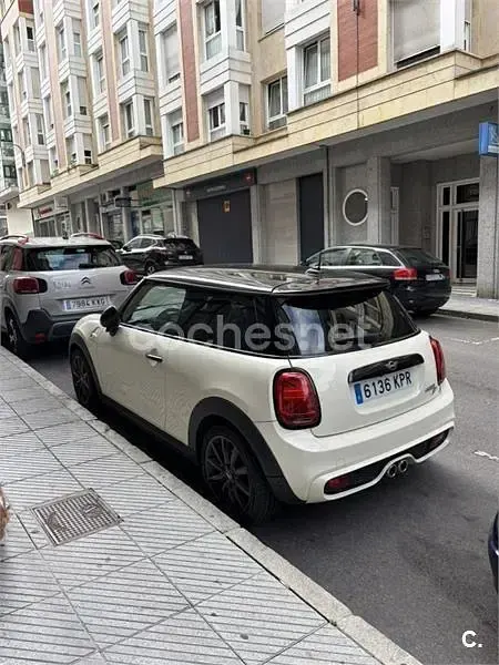 Usado Mini Cooper SD 170 CV (125 kW) 2018 Beige Utilitario
