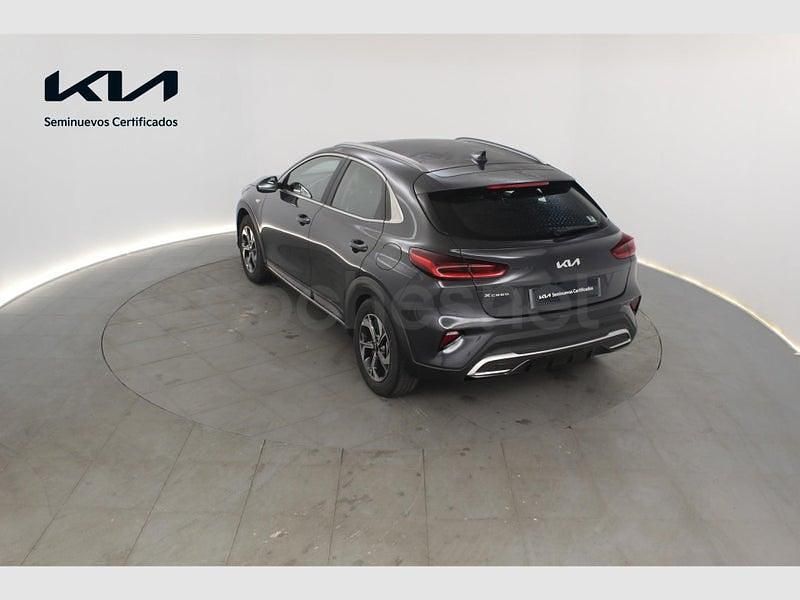 Usado Kia XCeed 100 CV (73 kW) 2024 Negro SUV