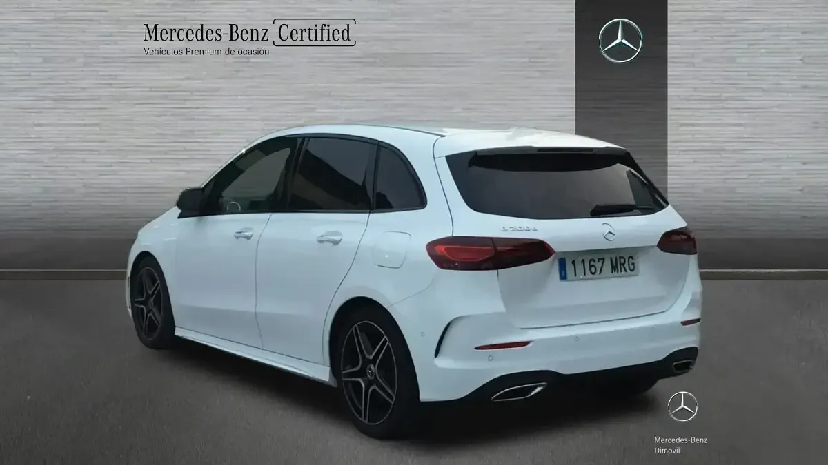 Occasion Mercedes B200 AMG line 150 PK (110 kW) 2024 Wit MPV