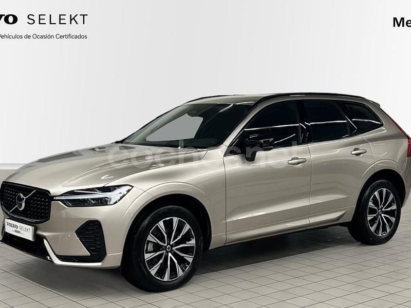 Gris / plata Usado 2024 Volvo XC60 Plus SUV | 43.300 € (Precio justo) - Imagen 1/4