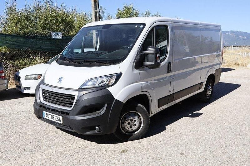 Blanco Usado 2021 Peugeot Boxer Van | 18.450 € (Buen precio) - Imagen 1/4