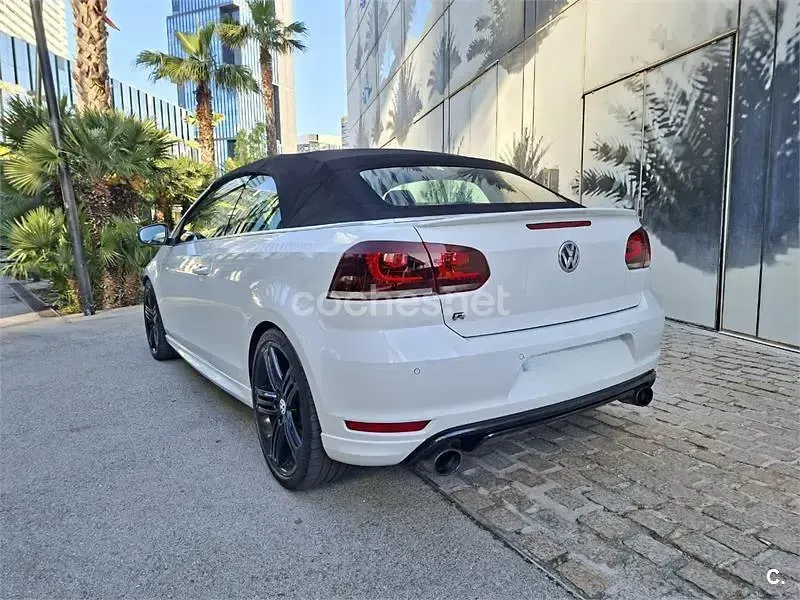 Usado VW Golf Cabriolet R 265 CV (194 kW) 2013 Blanco Descapotable