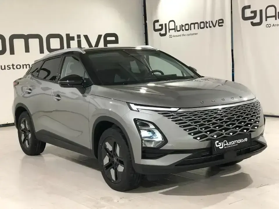 Usado Omoda 5 147 CV (108 kW) 2025 Gris SUV