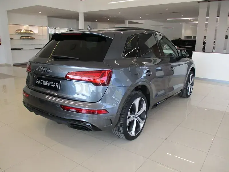 Usado Audi Q5 265 CV (194 kW) 2023 Gris / plata SUV