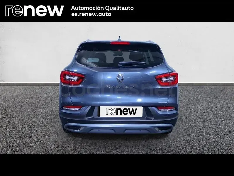 Usado Renault Kadjar Techno 140 CV (102 kW) 2022 Gris / plata SUV
