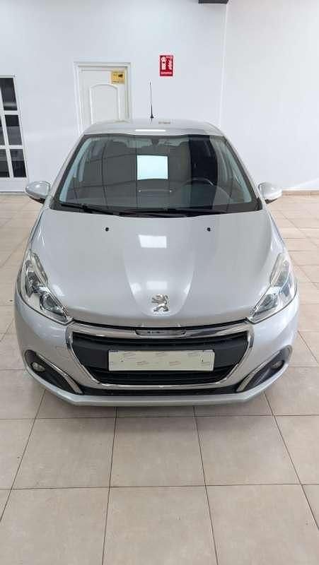 Usado Peugeot 208 Allure 82 CV (60 kW) 2016 Gris Utilitario