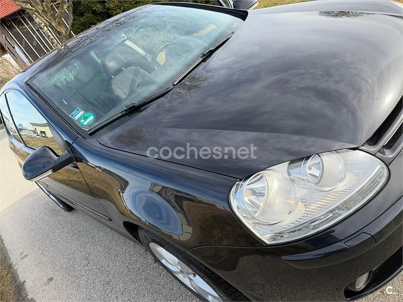 Usado VW Golf VI Highline 122 CV (89 kW) 2008 Negro Utilitario