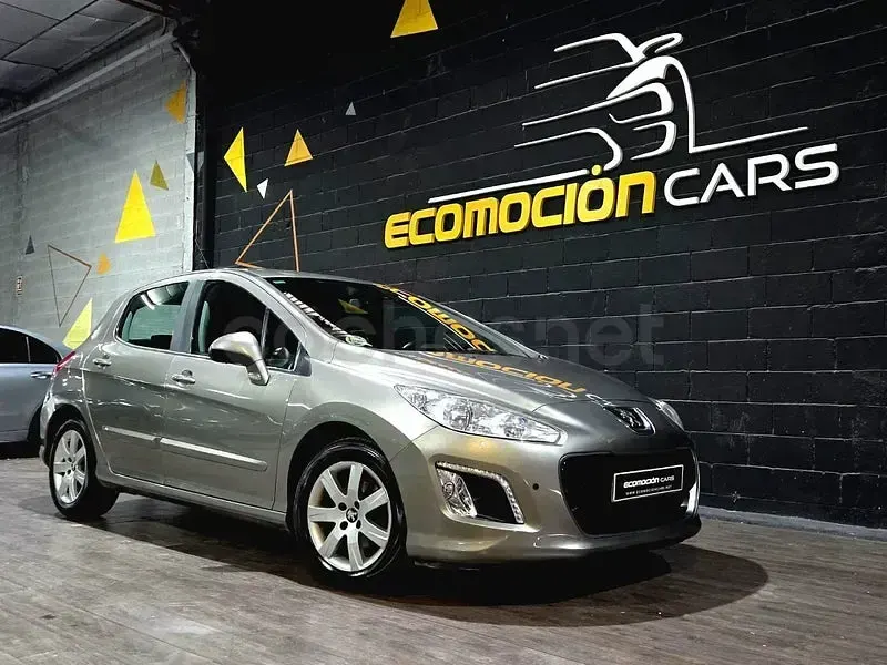Usado Peugeot 308 Access 112 CV (82 kW) 2012 Gris / plata Berlina
