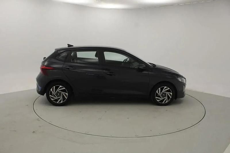 Brugt Hyundai i20 101 HK (74 kW) 2024 Grå Hatchback