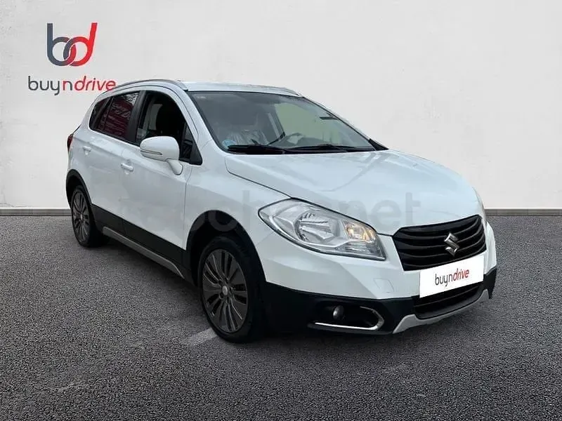 Usado Suzuki SX4 S-Cross GLX 120 CV (88 kW) 2016 Blanco SUV