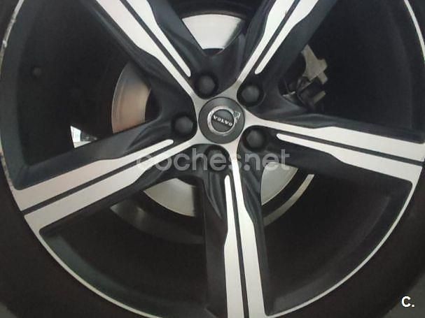 Usado Volvo XC90 R-Design 254 CV (186 kW) 2015 Negro SUV