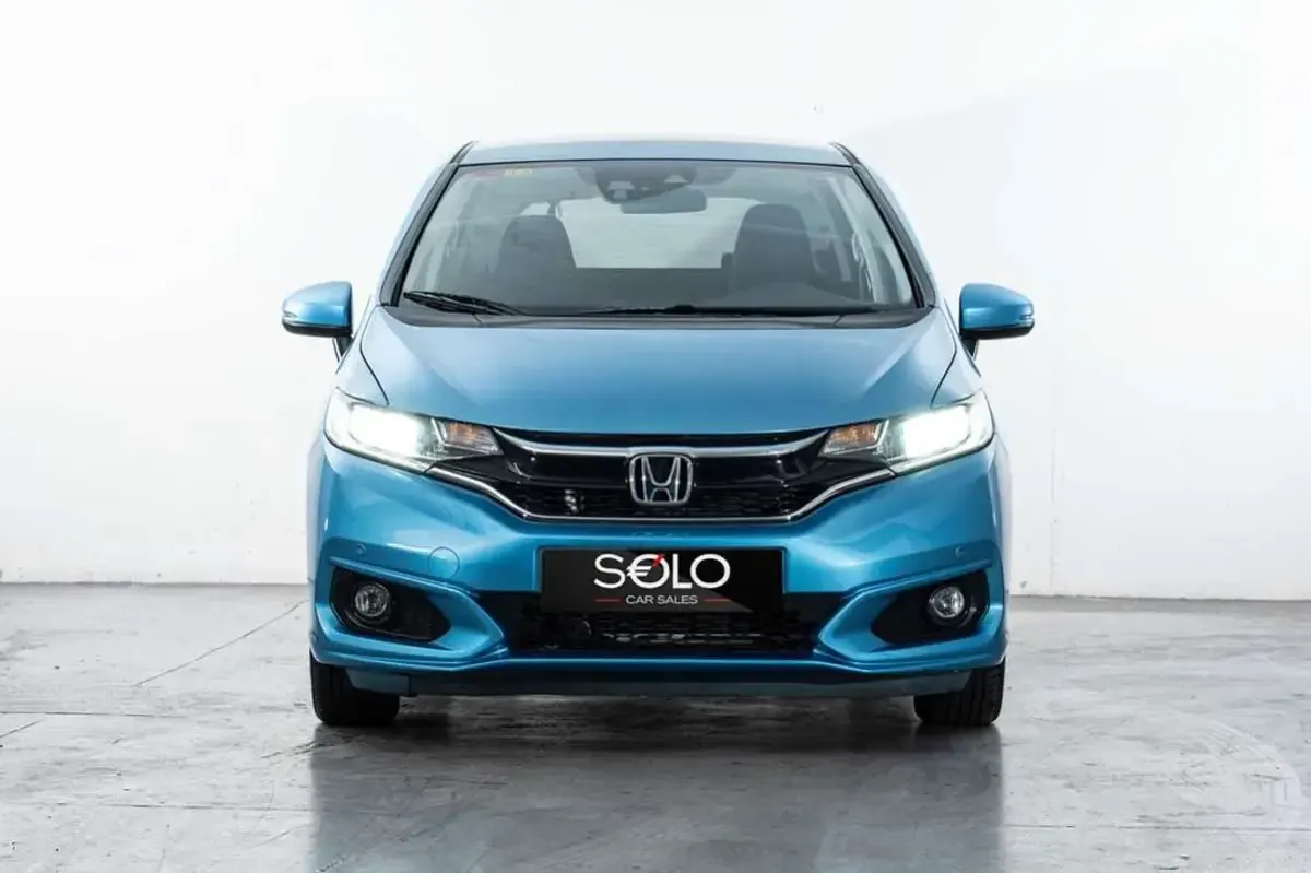 Usado Honda Jazz Elegance 102 CV (75 kW) 2018 Azul Utilitario