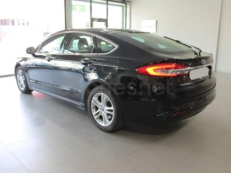 Usado Ford Mondeo Titanium 150 CV (110 kW) 2019 Negro Berlina