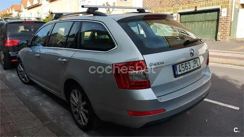 Occasion Skoda Octavia Style 110 ch (80 kW) 2016 Gris Break