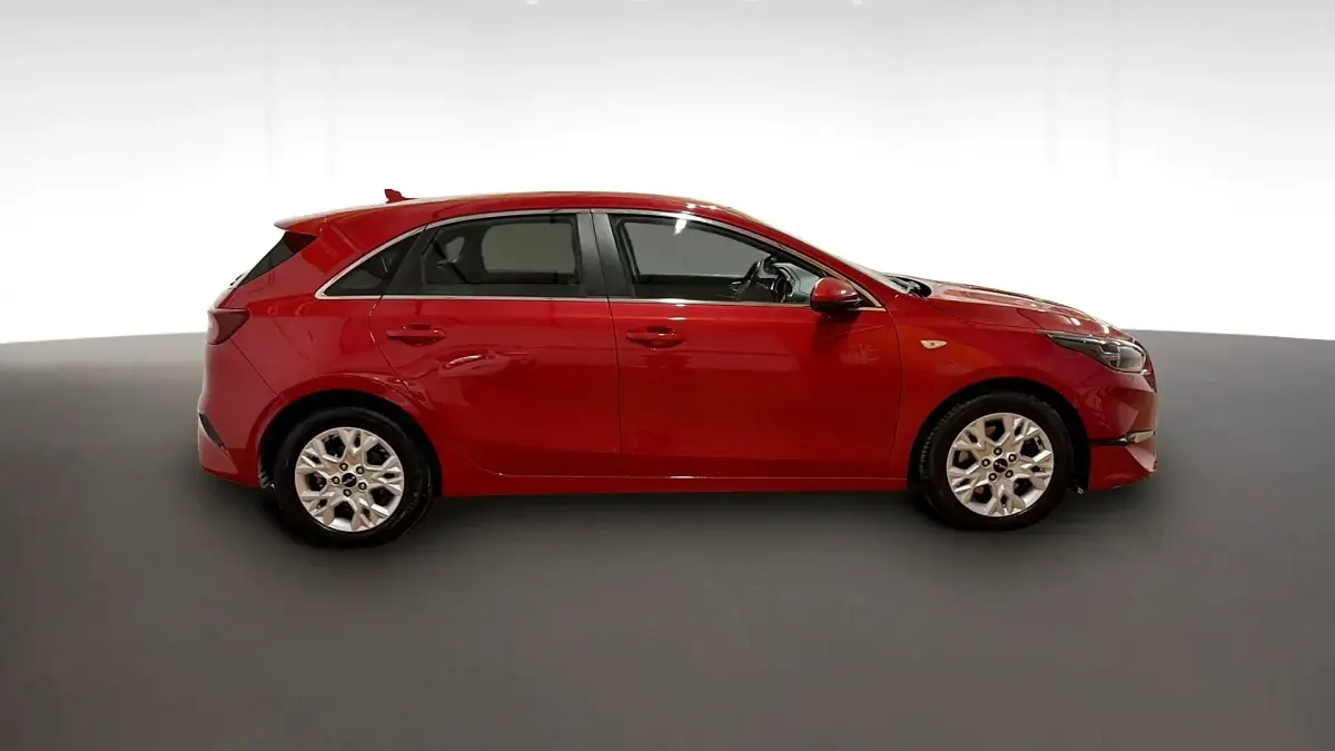 Usado Kia Ceed 100 CV (73 kW) 2022 Infra red Utilitario