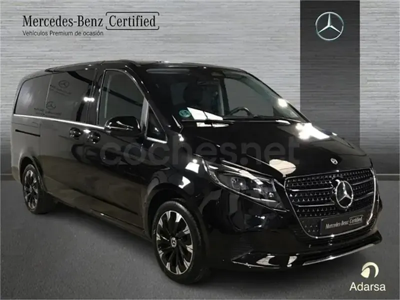Usado Mercedes V250 Avantgarde 190 CV (139 kW) 2025 Negro Monovolumen