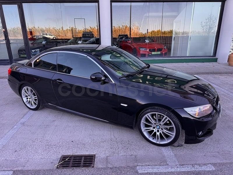 Usado BMW 320 Cabriolet 170 HP (125 kW) 2011 Preto Cabrios