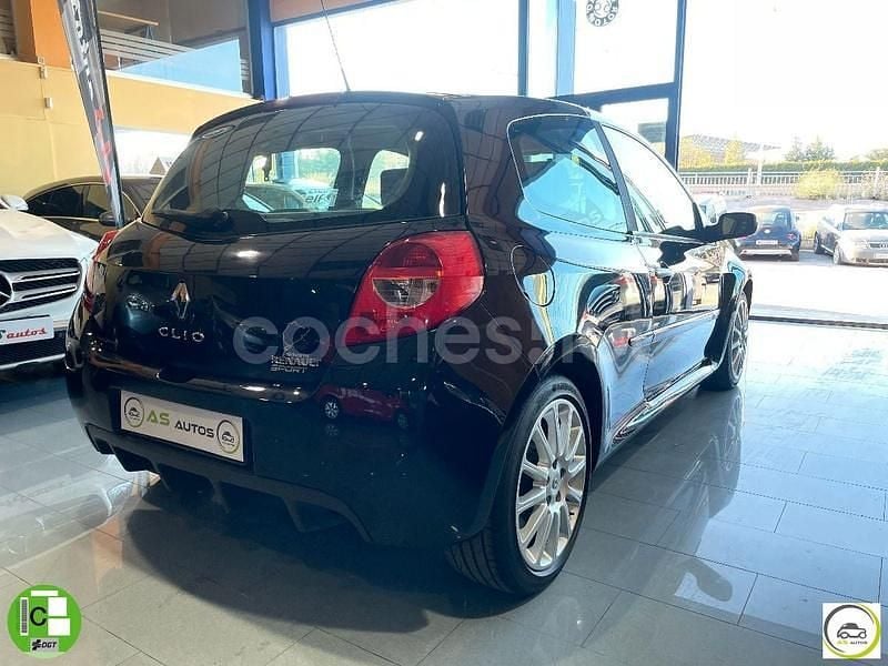 Usado Renault Clio II 200 CV (147 kW) 2009 Negro Berlina
