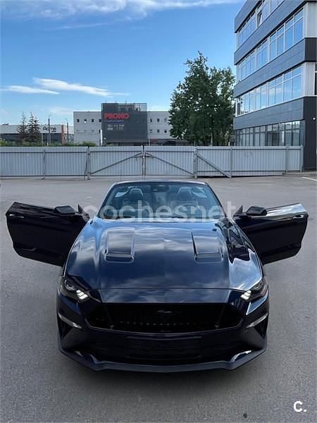 Negro Usado 2021 Ford Mustang GT Descapotable | 48.000 € (Precio justo) - Imagen 1/4