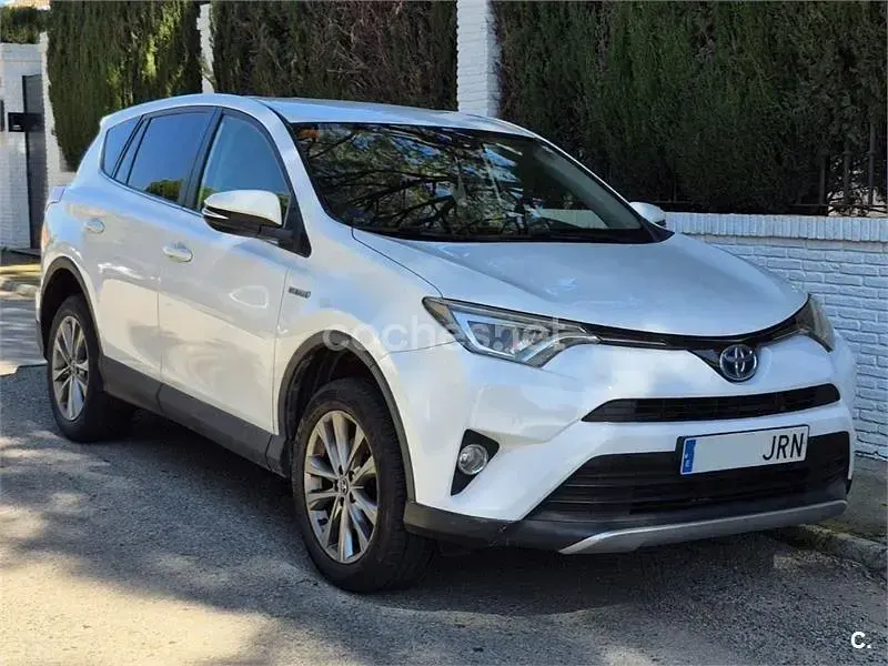 Usado Toyota RAV4 Hybrid 197 CV (144 kW) 2016 Blanco SUV