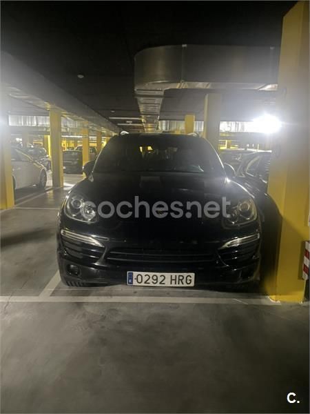 Negro Usado 2013 Porsche Cayenne Platinum Edition SUV | 25.999 € (Precio justo) - Imagen 1/2