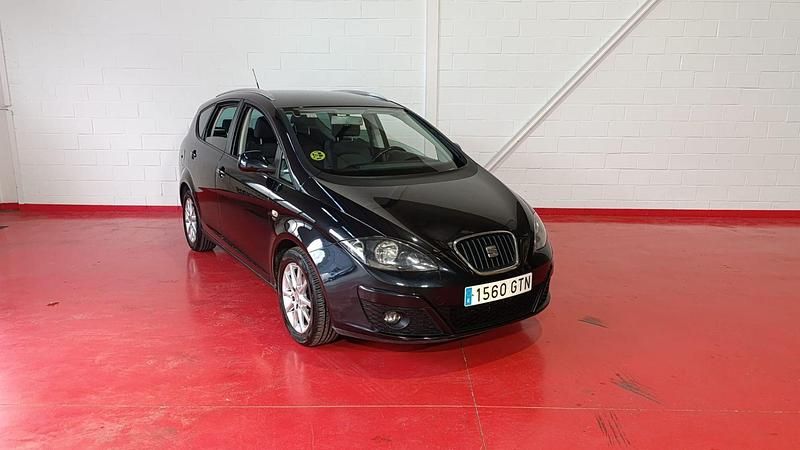 Usado Seat Altea Sport 140 CV (102 kW) 2010 Negro Monovolumen