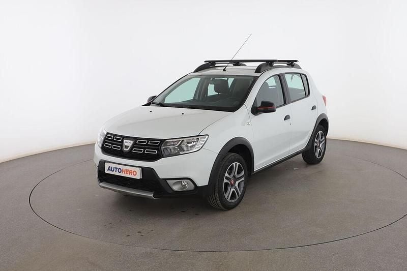 Blanco Usado 2019 Dacia Sandero Utilitario | 11.799 € (Precio justo) - Imagen 1/3