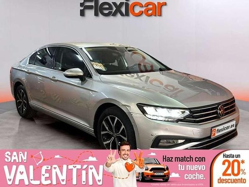 Gris Usado 2020 VW Passat Executive Berlina | 17.990 € (Buen precio) - Imagen 1/4