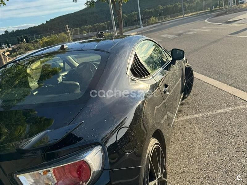 Usado Toyota GT86 GT 200 CV (147 kW) 2014 Negro Coupe
