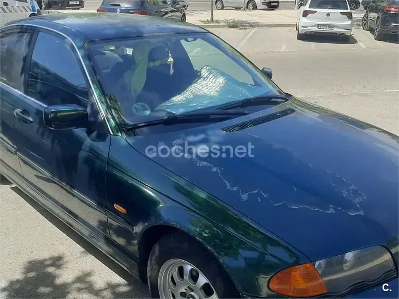 Usado BMW 320 150 CV (110 kW) 1999 Verde Berlina