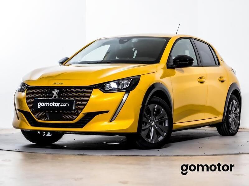 Amarillo Usado 2023 Peugeot e-208 Allure Utilitario | 33.590 € - Imagen 1/4