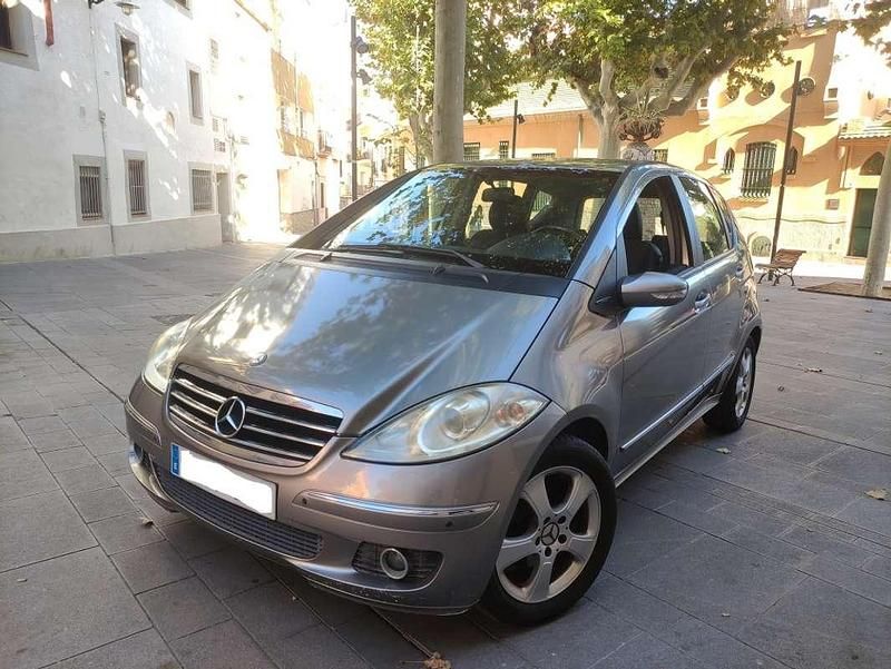 Gris / plata Usado 2005 Mercedes A170 Avantgarde Monovolumen | 5800 € (Buen precio) - Imagen 1/4