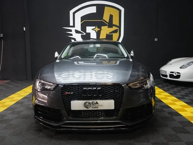 Usado Audi RS5 450 CV (330 kW) 2013 Gris / plata Coupe